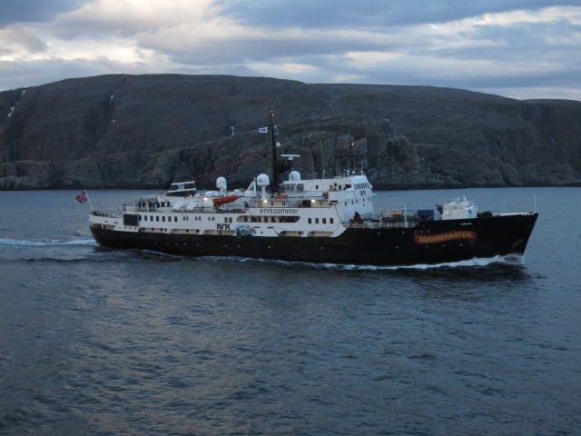 Hurtigruten_2015-06-23_00-41